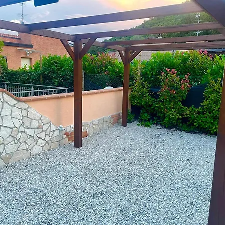 Sara Il Giardino Di Dafne *