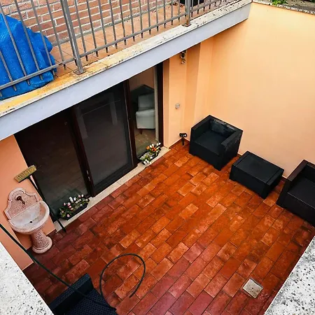 Vakantiehuis Sara Il Giardino Di Dafne Amelia