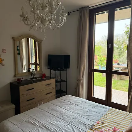 Sara Il Giardino Di Dafne